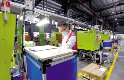 加班加點生產忙